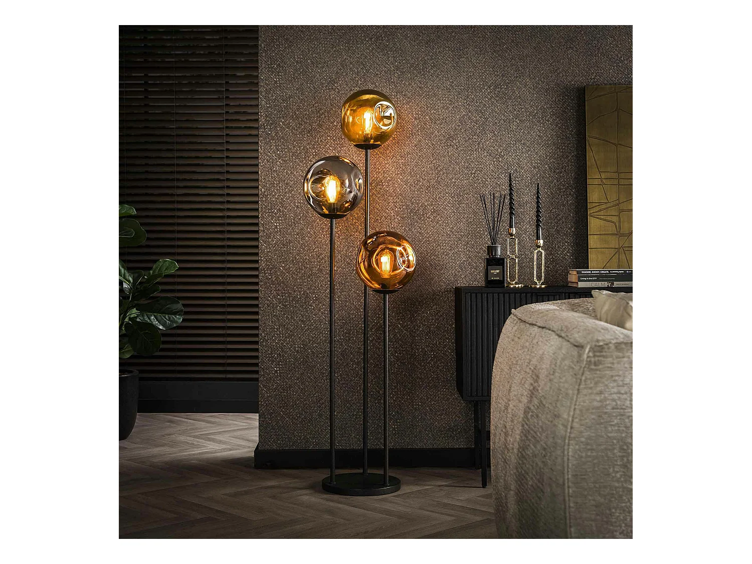 Lampadaire de salon 3 abat-jour en verre déformé sur tige NIAGARA