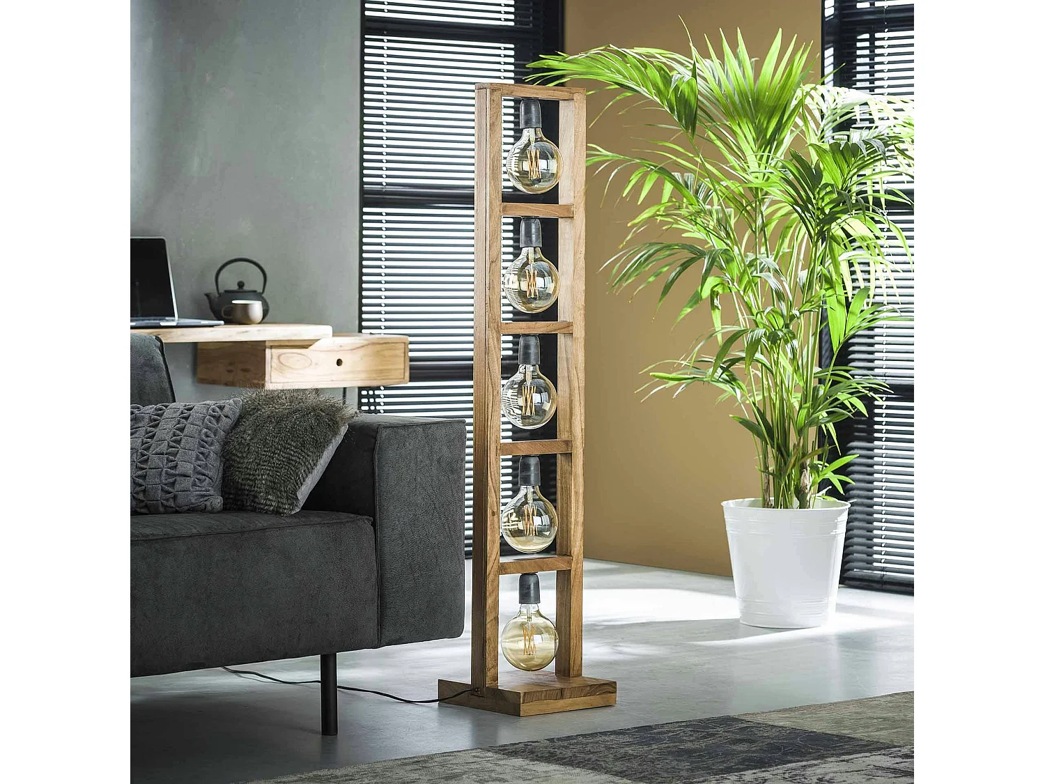 Lampadaire contemporain échelle bois 5 lampes LUCKNOW