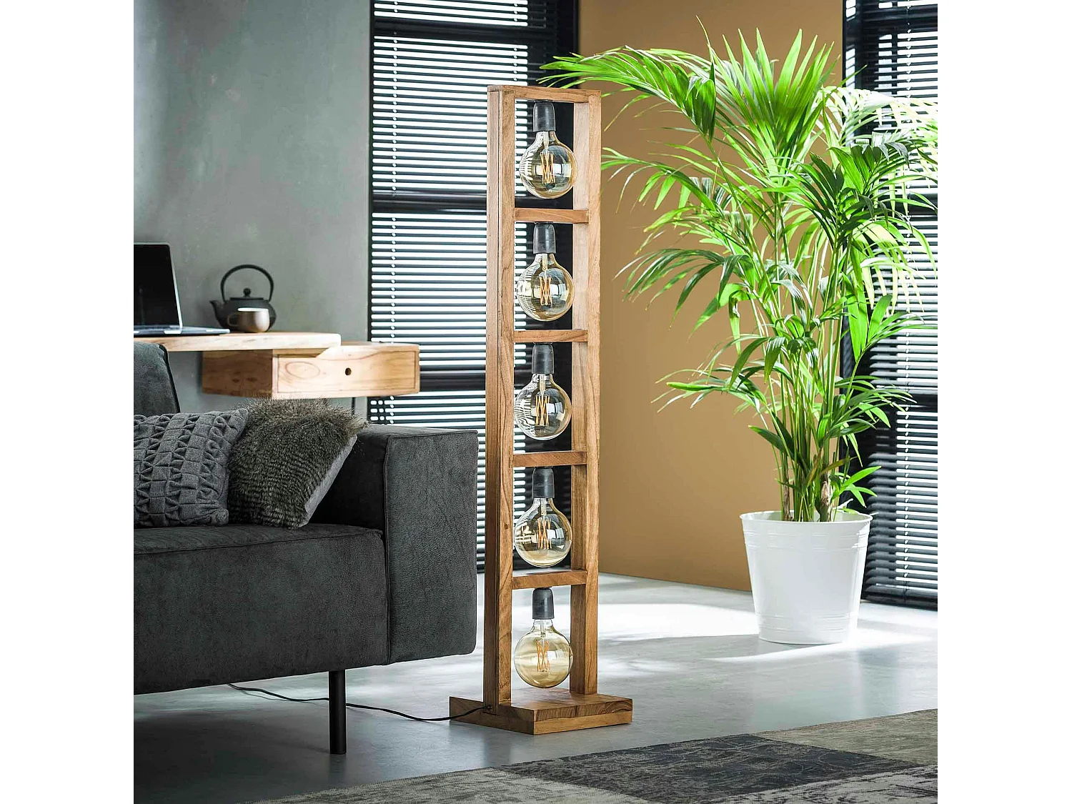 Lampadaire contemporain échelle bois 5 lampes LUCKNOW