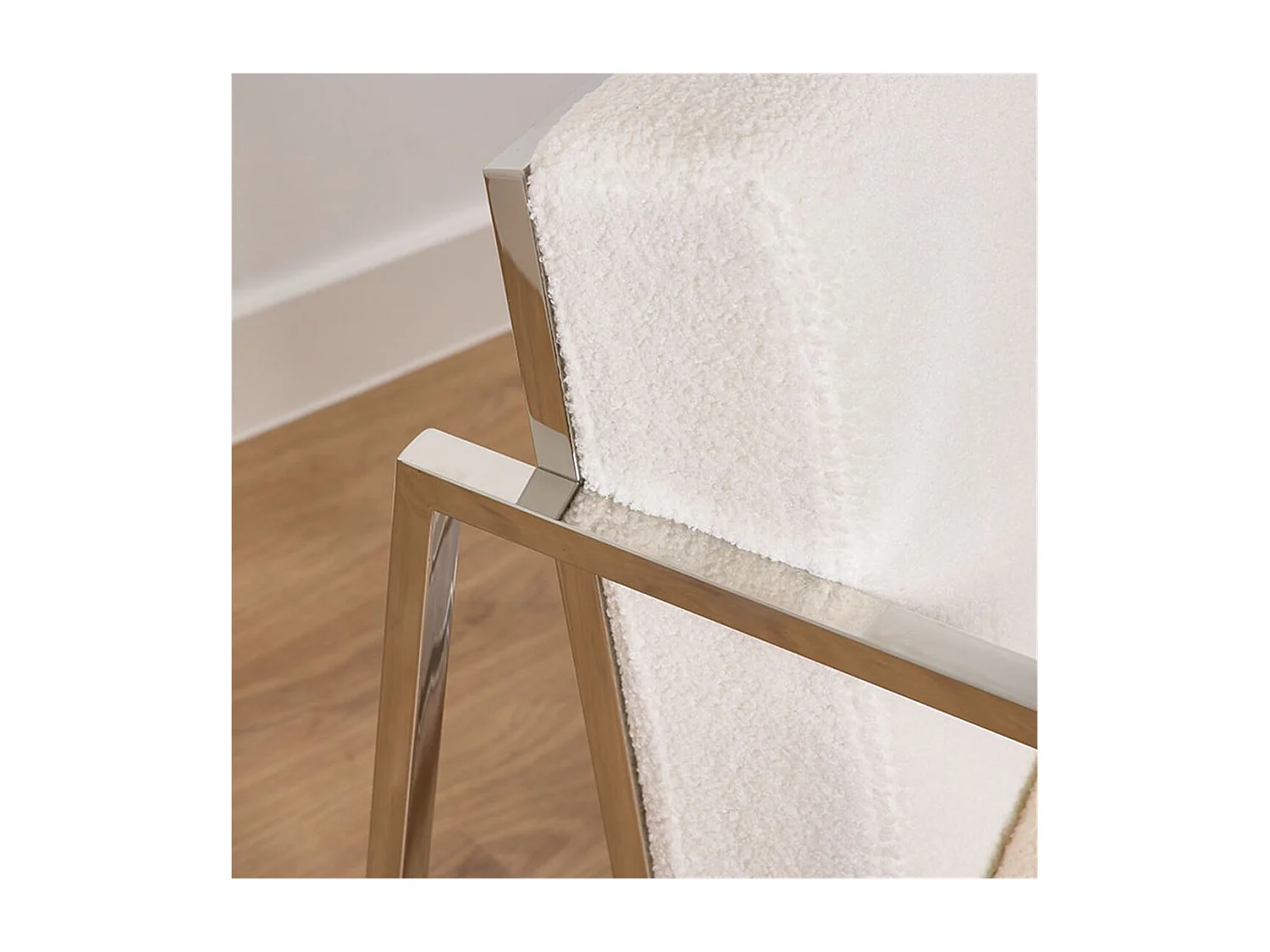 Butaca blanca 80*71*70 acero inoxidable  cromo tela bear rizo luxury