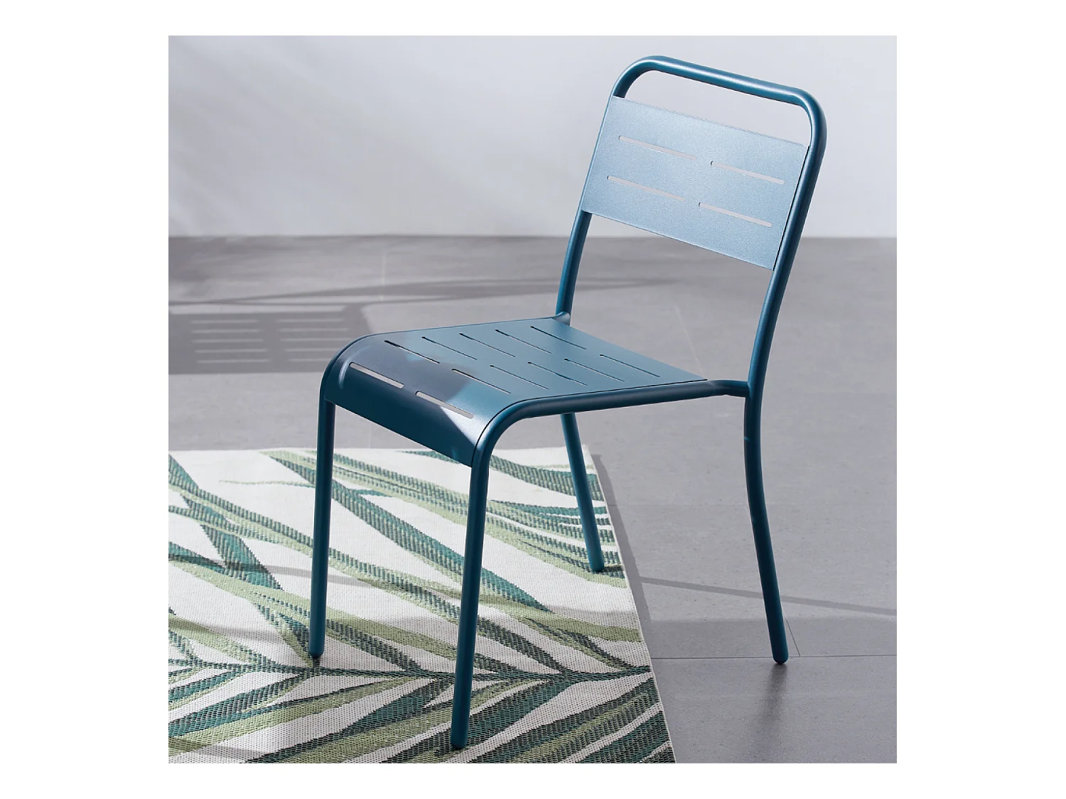 Lot de 4 chaises en acier bleu BERGAME