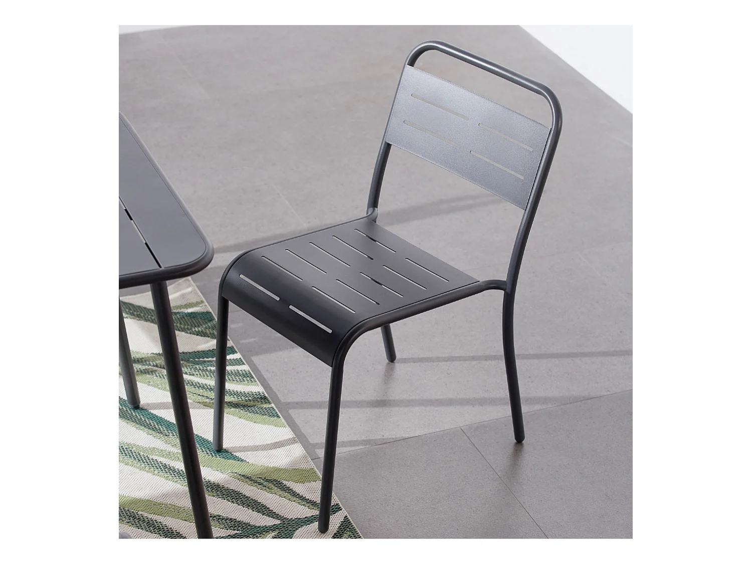Lot de 6 chaises en acier gris foncé BERGAME