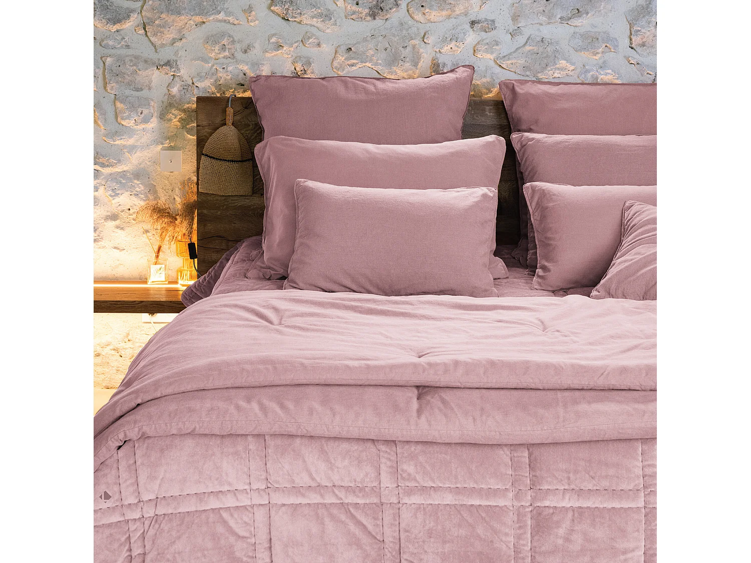 Housse de coussin 45x45 cm 50% lin et 50% coton collection OPERA DECO rose