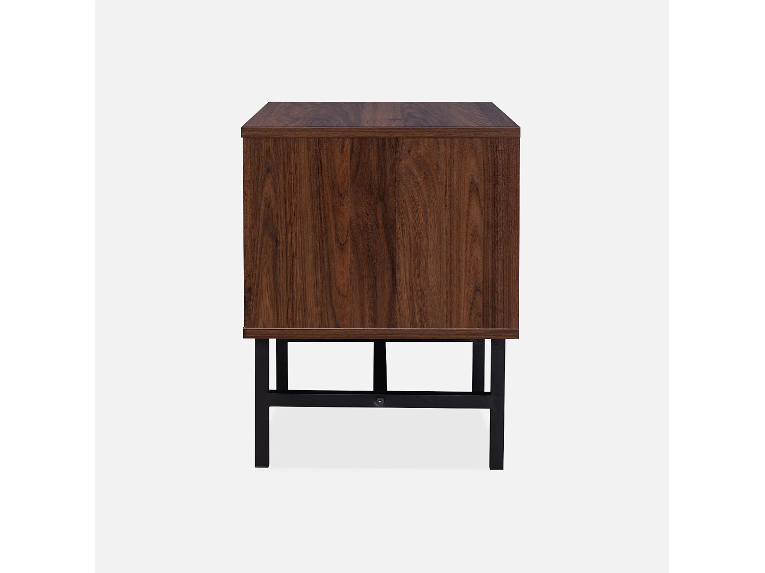 Lot de 2 tables de chevet effet bois foncé. un tiroir. L 48 x l 39 x H 50cm