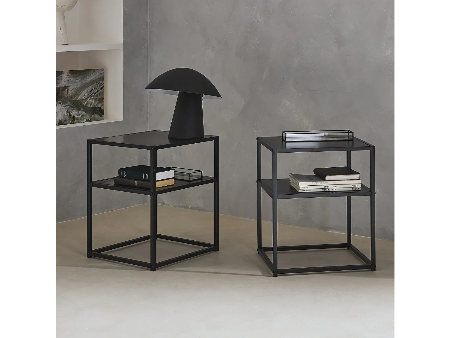 Lot de 2 Tables de chevet en métal noir. 1 étagère. INDUSTRIELLE L 43 x l 40 x H 52cm