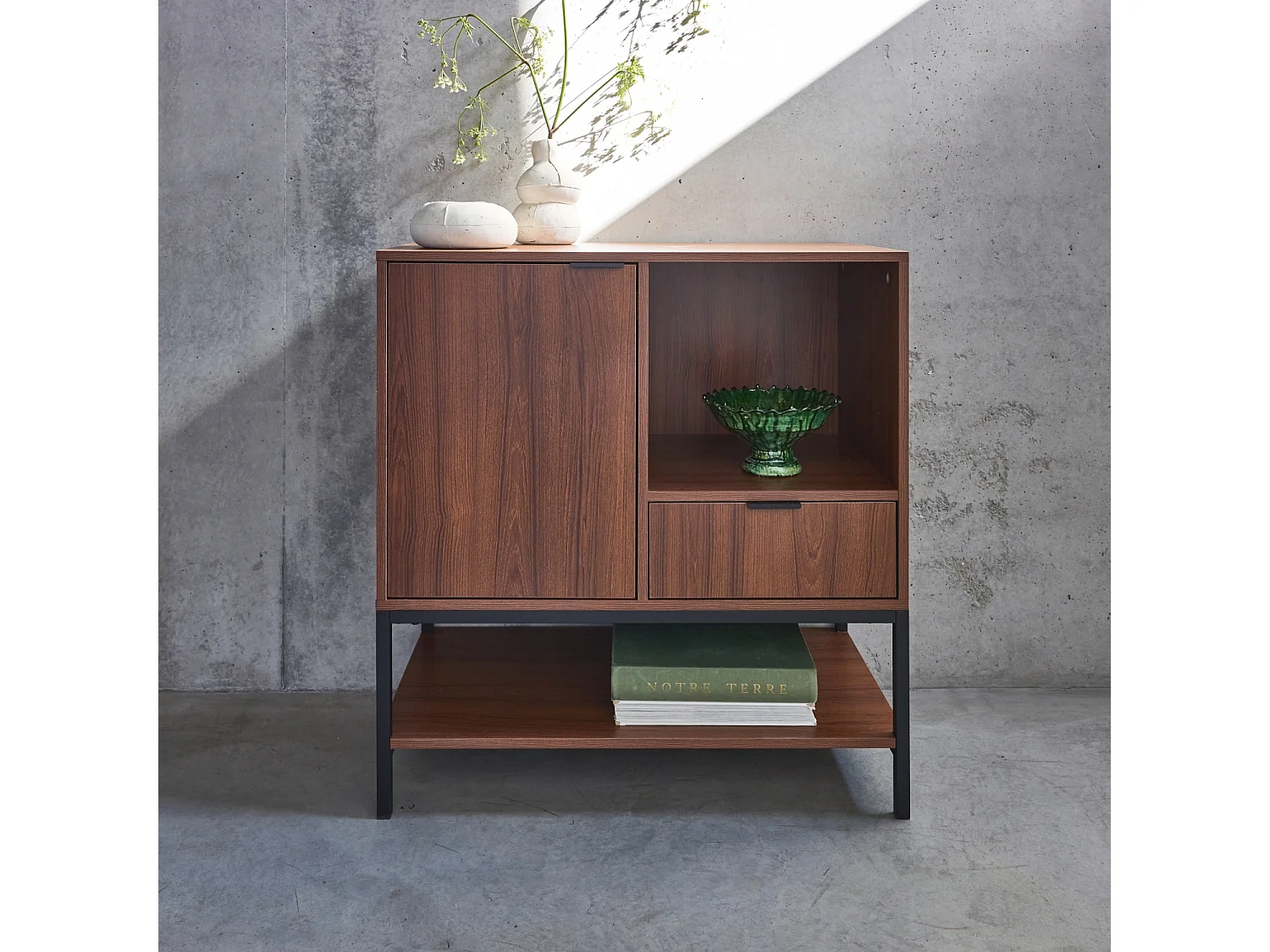 Credenza a 1 anta in legno di noce, 80cm, marrone