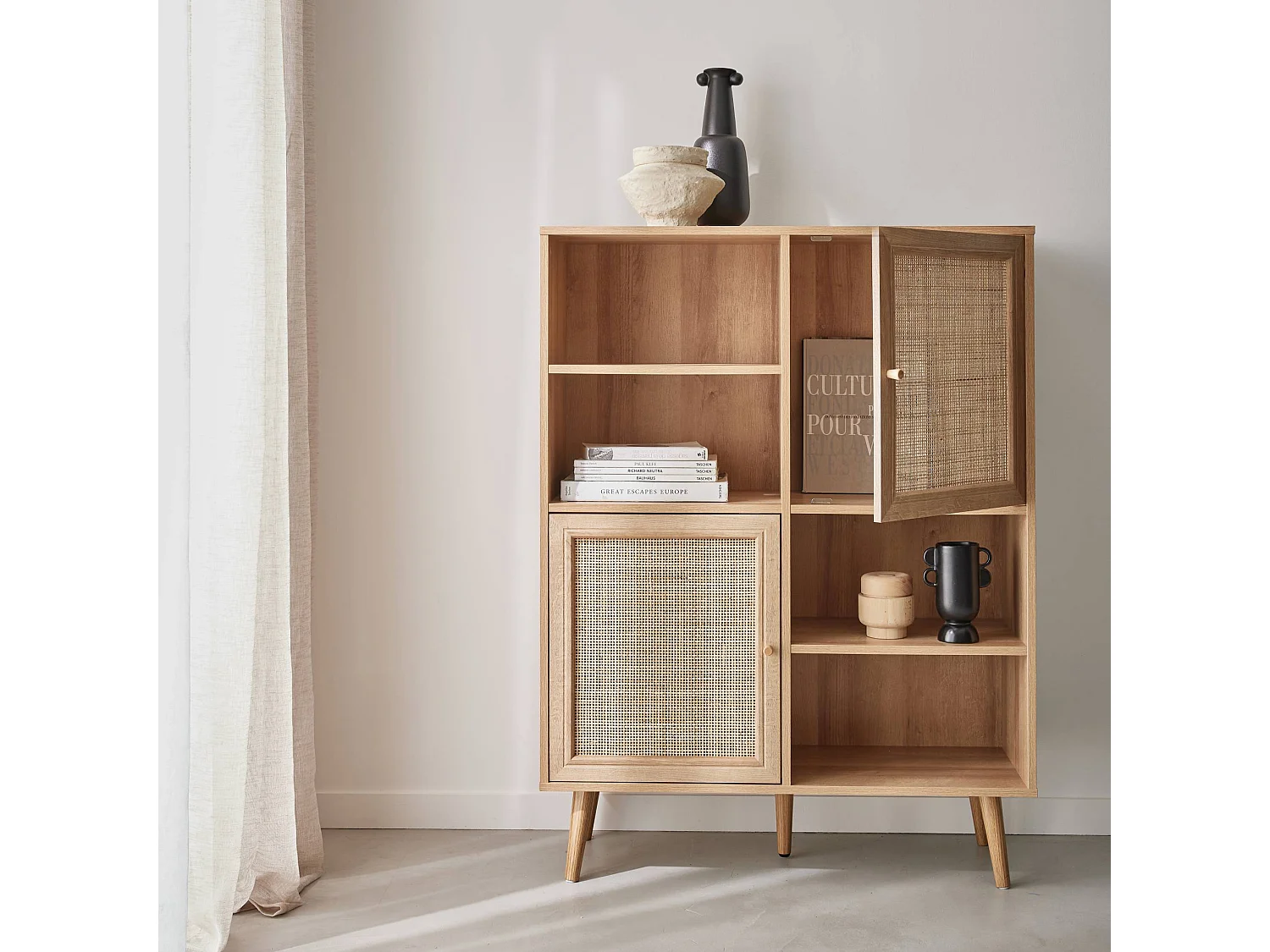 Buffet de rangement cannage et décor bois. buffet haut. vaisselier. 2 portes et 2 étagères style bohème 90cm