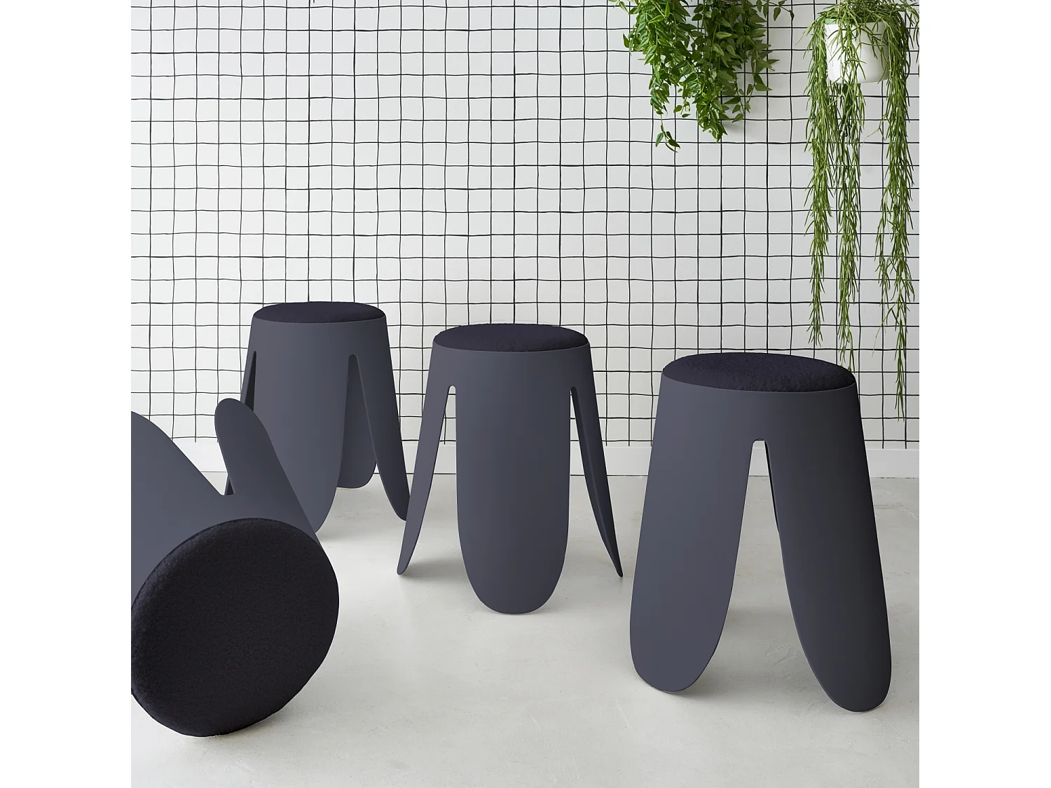 Taburetes apilable de borreguito texturizado, set de 4 azul marino