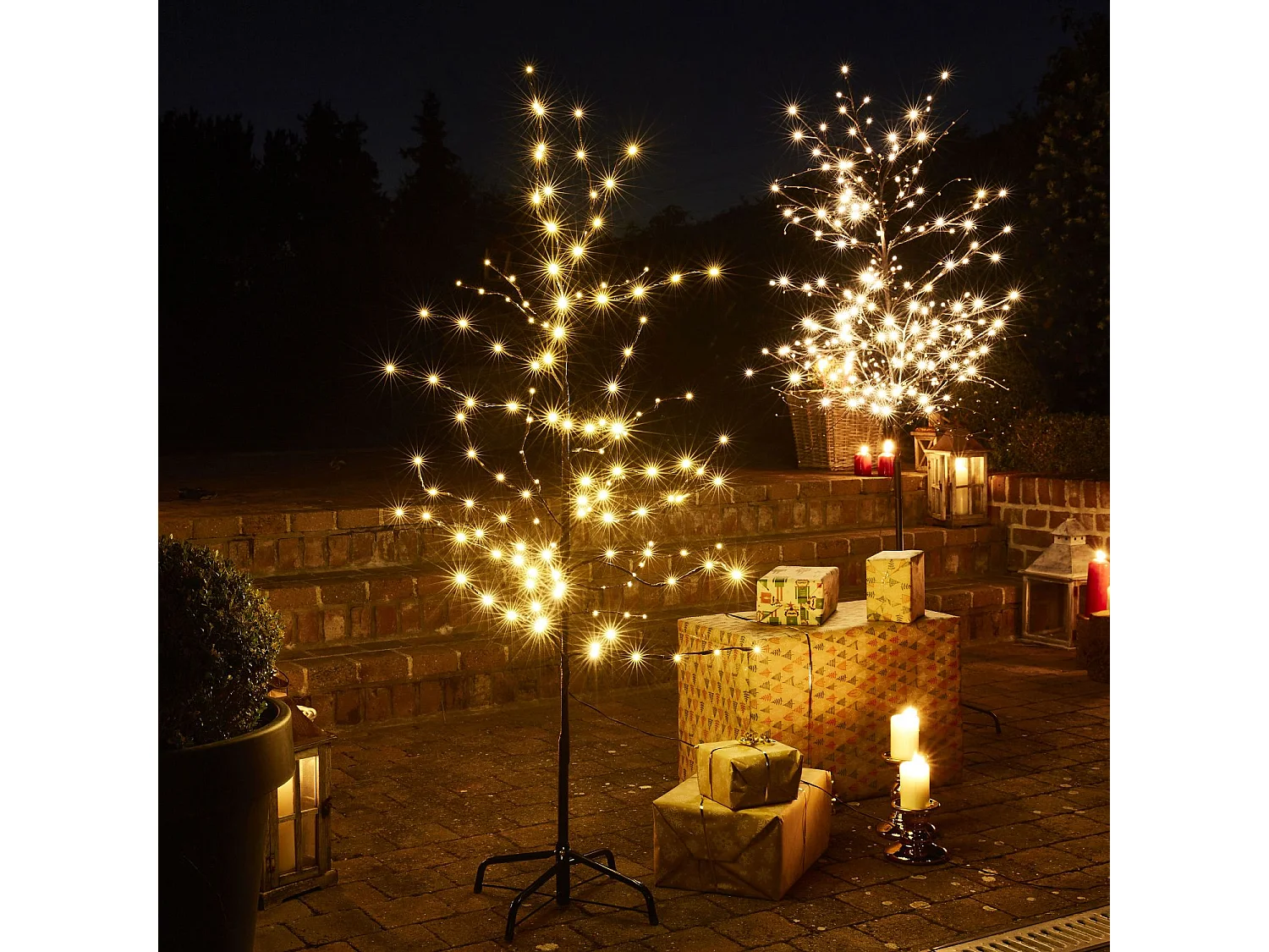 Árbol de navidad artificial con 144 leds, 150cm marrón