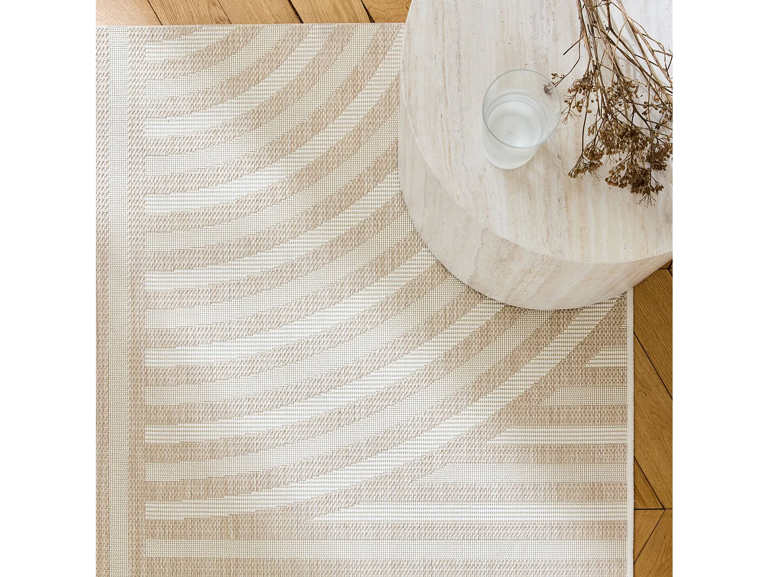 Tapis intérieur/extérieur motif arches beige. 160 x 230cm 100% polyester recyclé