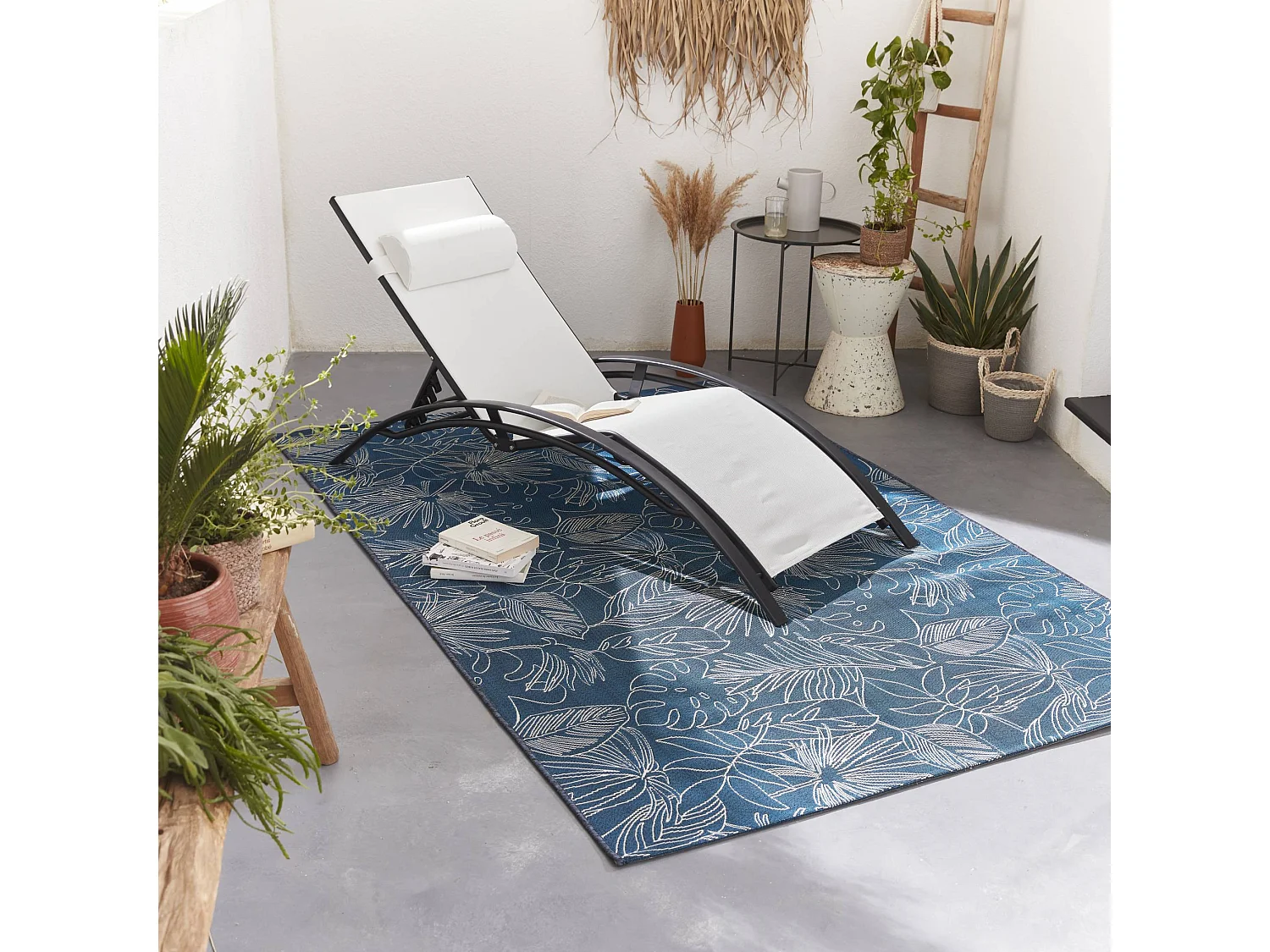 Alfombra de exterior/interior con motivos exóticos azul