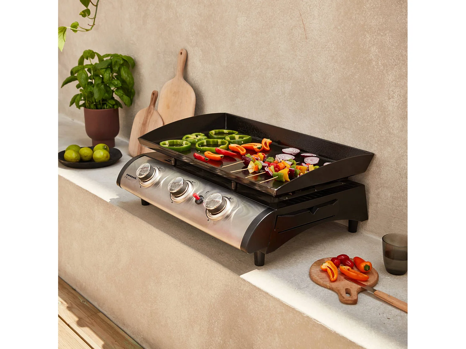 Plancha de gas con 3 quemadores de acero inoxidable, 7.5kw negro