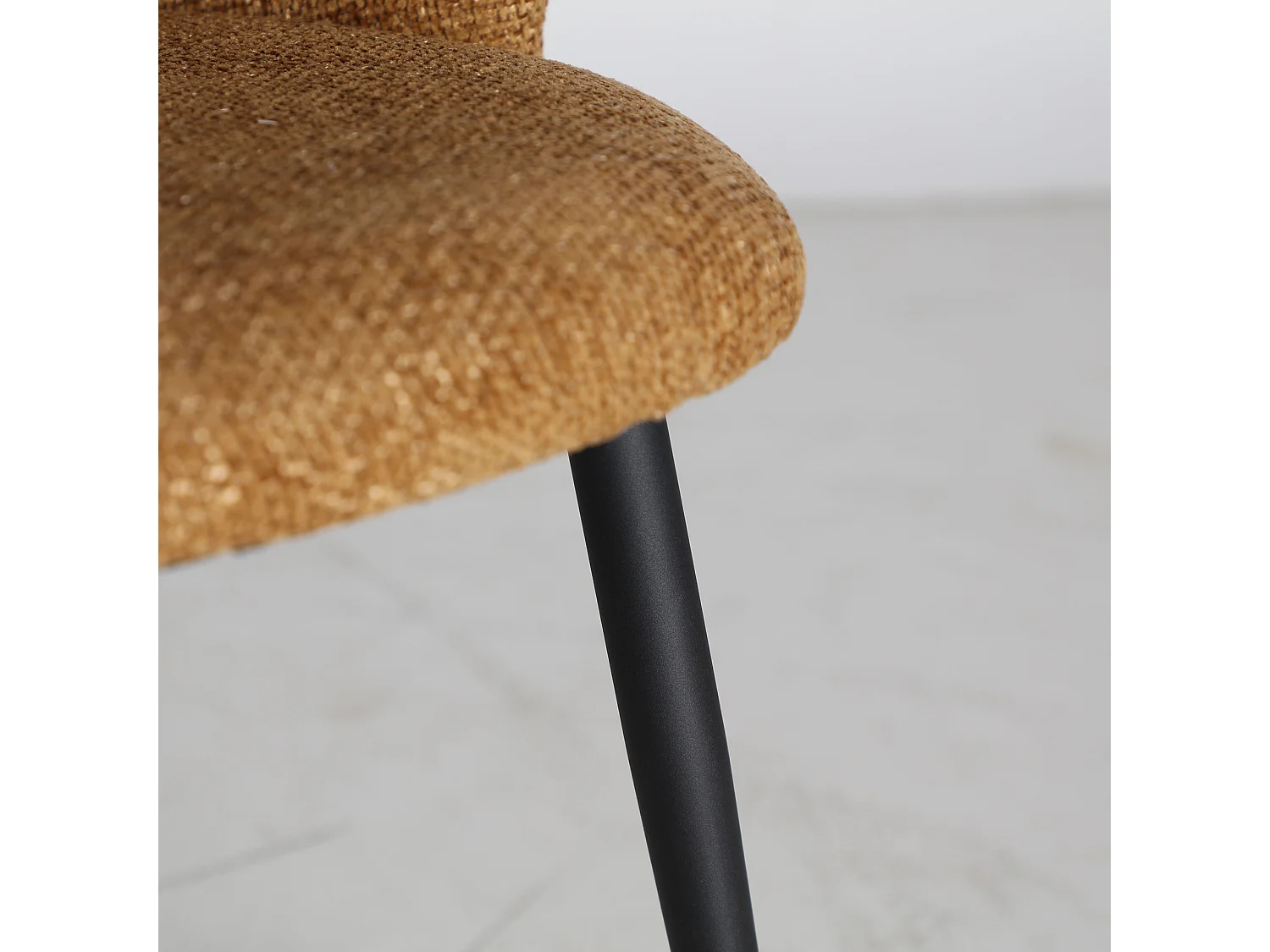 Chaise en polyester ocre 60x60x79 cm - lot de 2