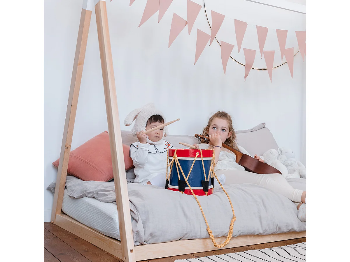 Lit tipi enfant Montessori au sol 90x190cm