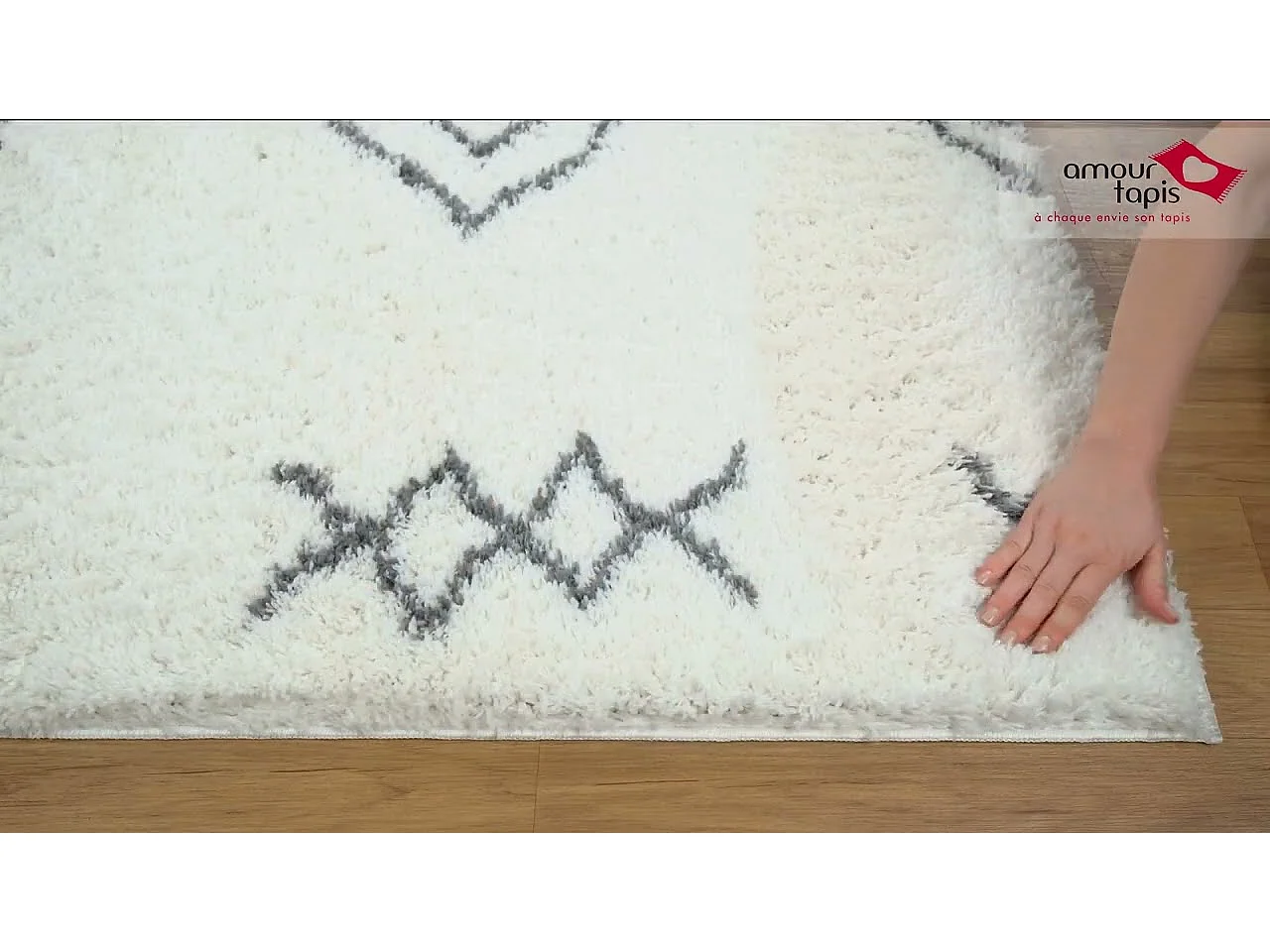 Tapis berbère 160x220 tissé motif ethnic LYN4 DOUX 3 crème