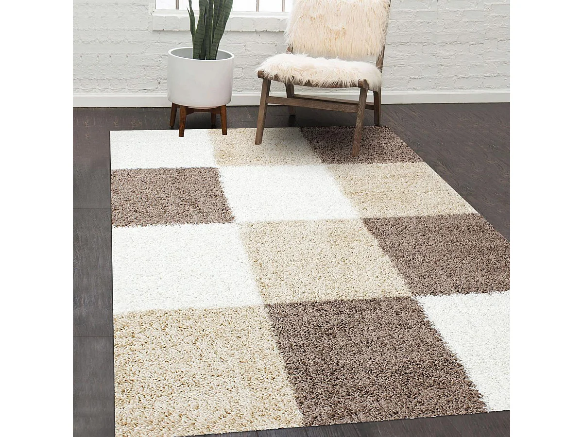Tapis poils longs shaggy 80x250 rectangle tissé beige et marron motif damier