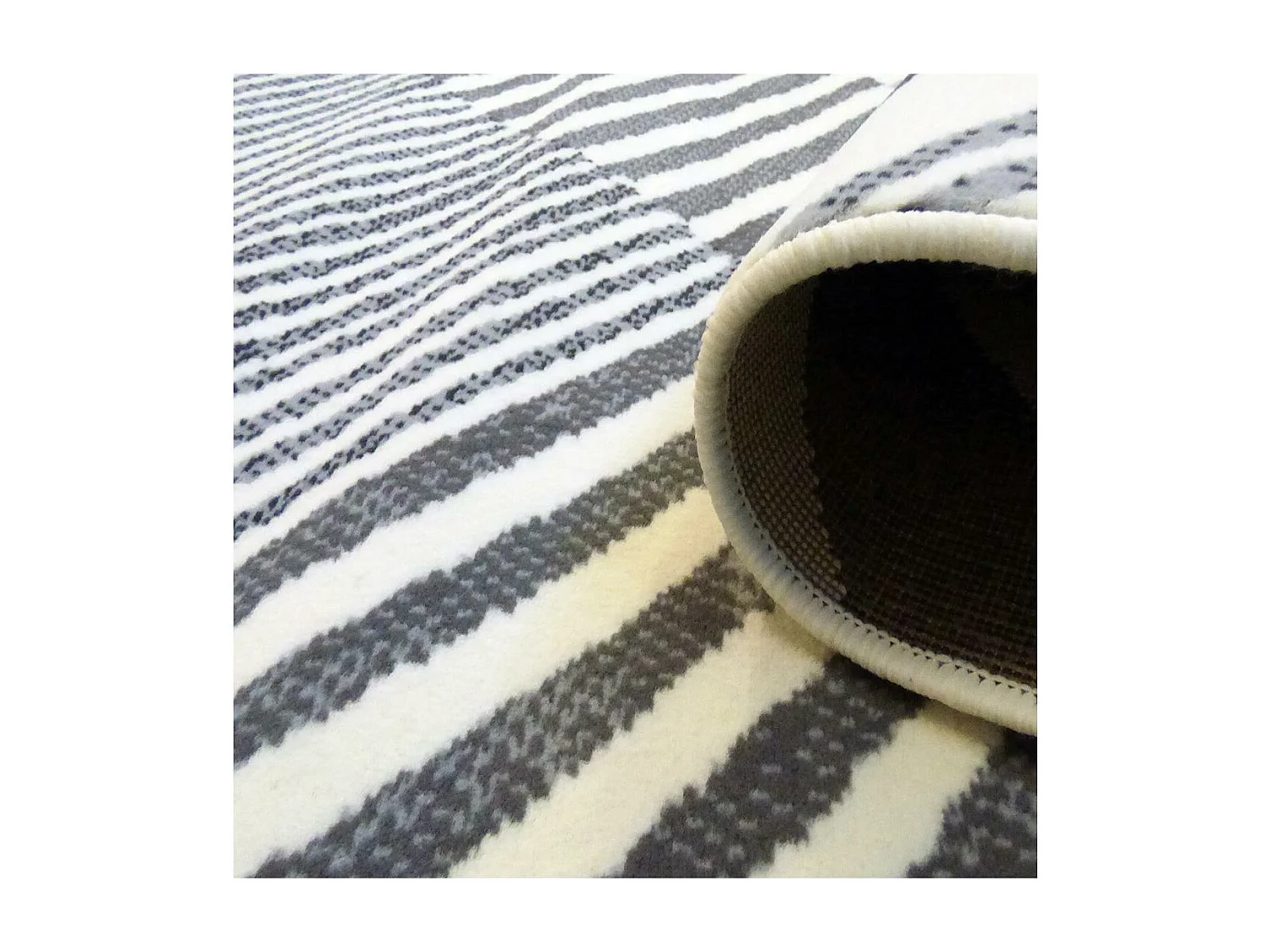 tapis salon 160x225 tissé gris et noir rectangle motif géométrique LYN1 DIAPO