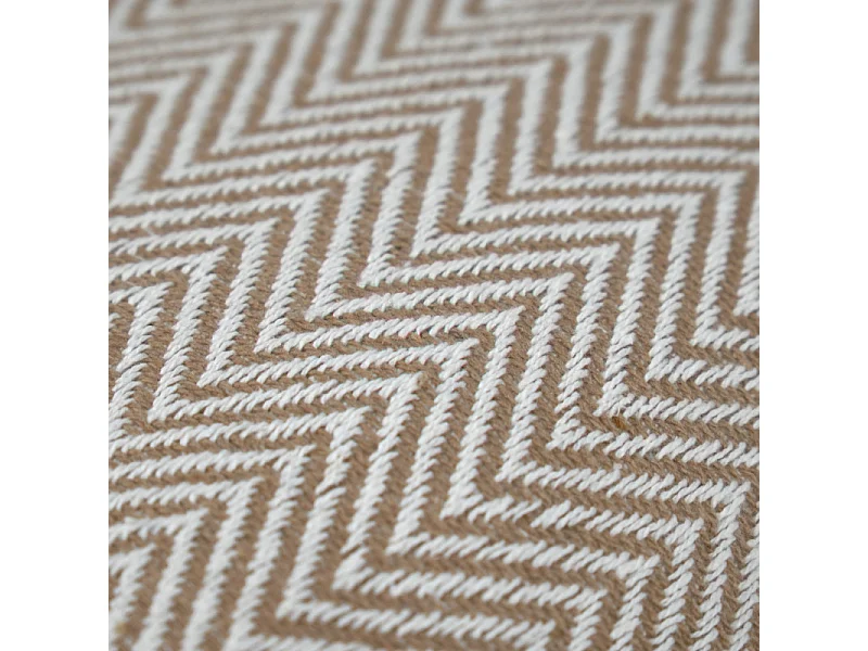 Coussin carré 40 x 40 cm coton brodé de motifs chevrons beige - GLINT