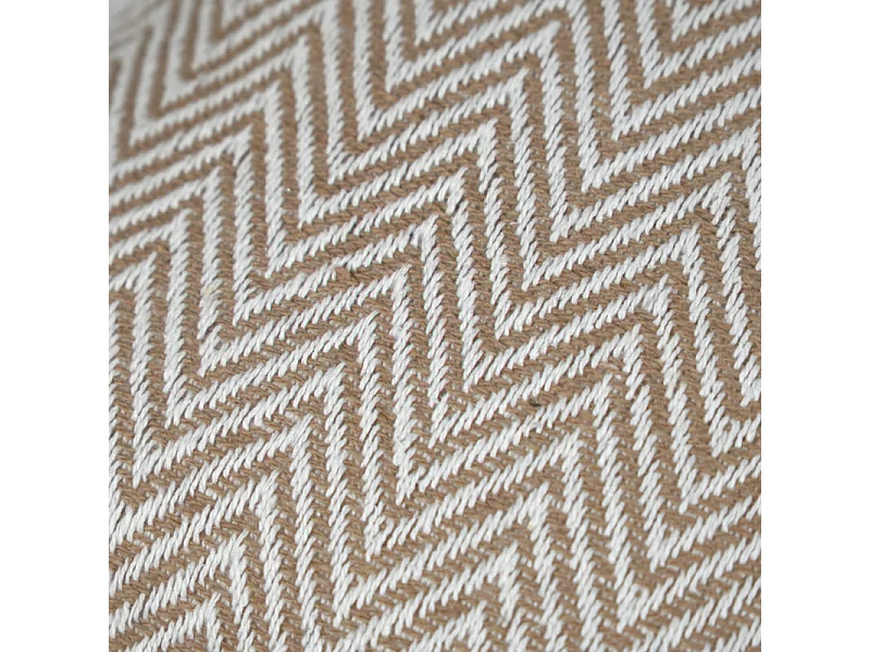 Coussin carré 40 x 40 cm coton brodé de motifs chevrons beige - GLINT