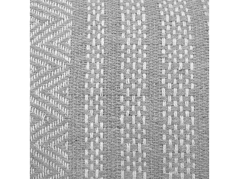 Coussin carré 40 x 40 cm coton brodé avec motifs lignes gris - FLICKER