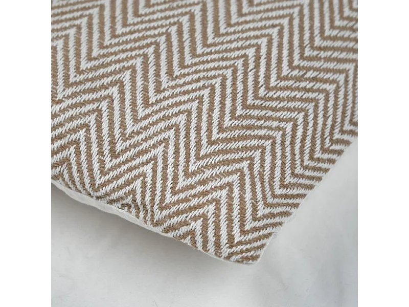 Lot 2 coussins carrés 40 x 40 cm coton brodé de chevrons beige - GLINT