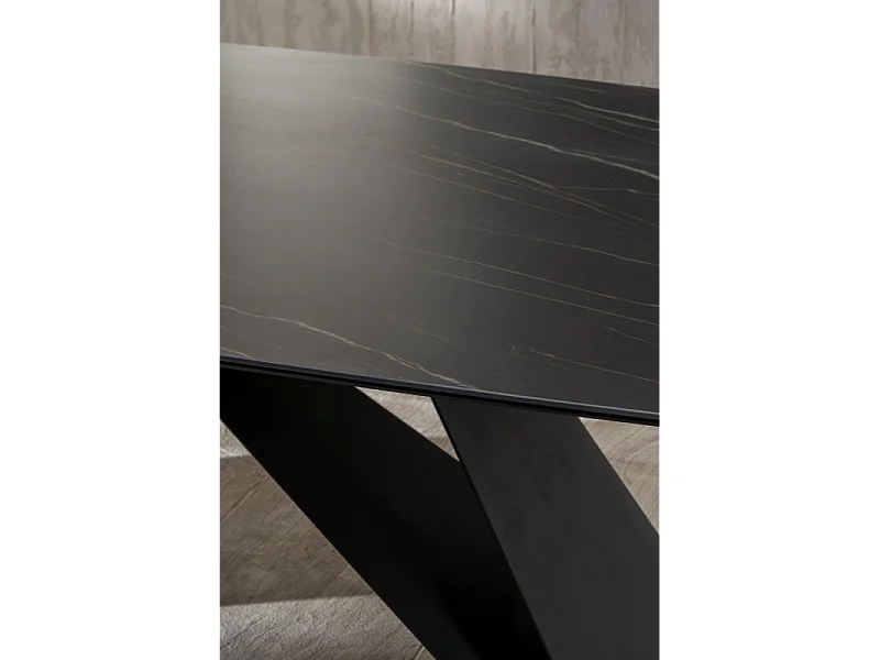 Thanos - Fester Tisch (220 x 110 cm) aus schwarzer Keramik