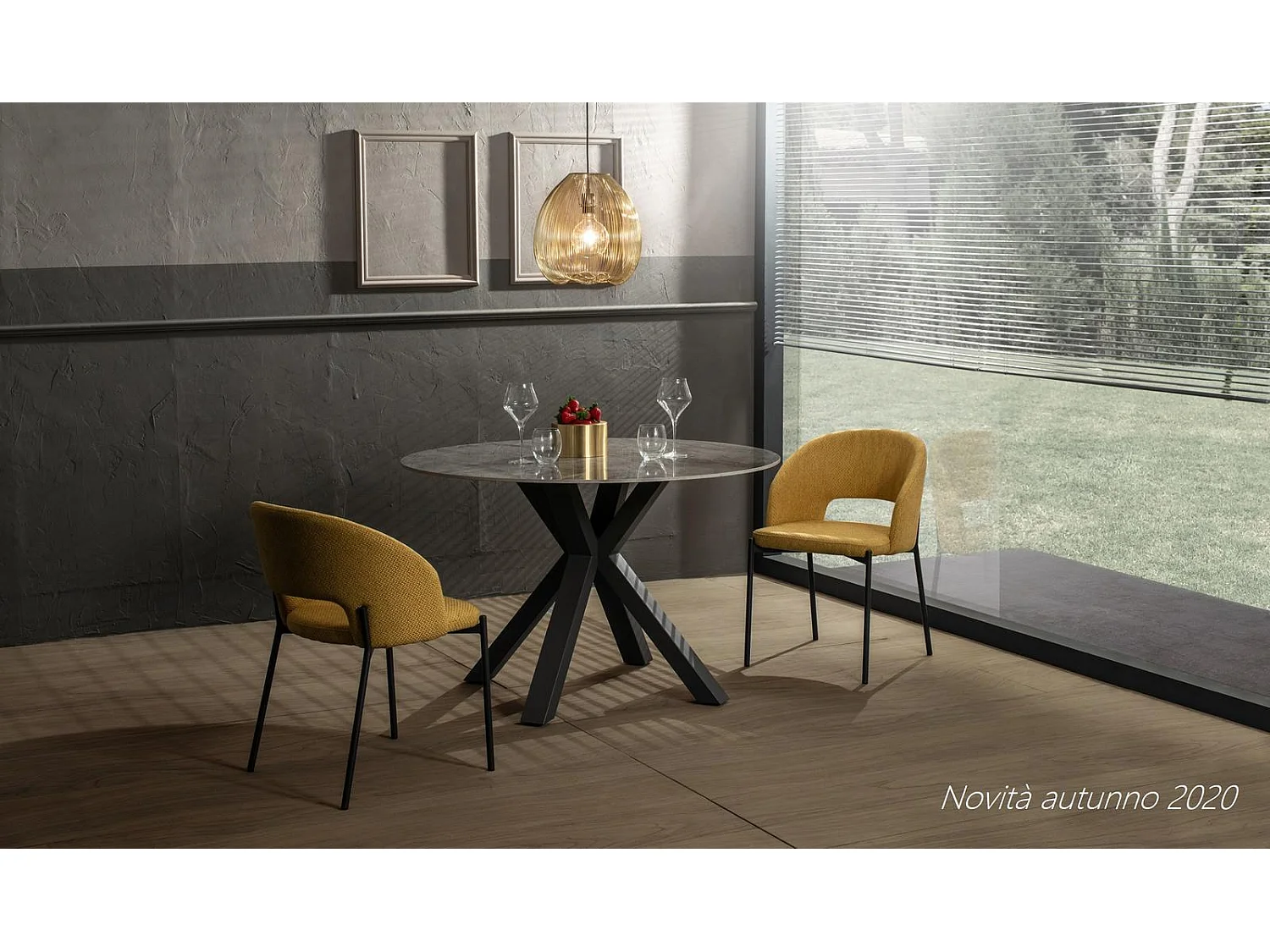 Loki Table fixe (120 x 120 cm) en céramique massif anthracite