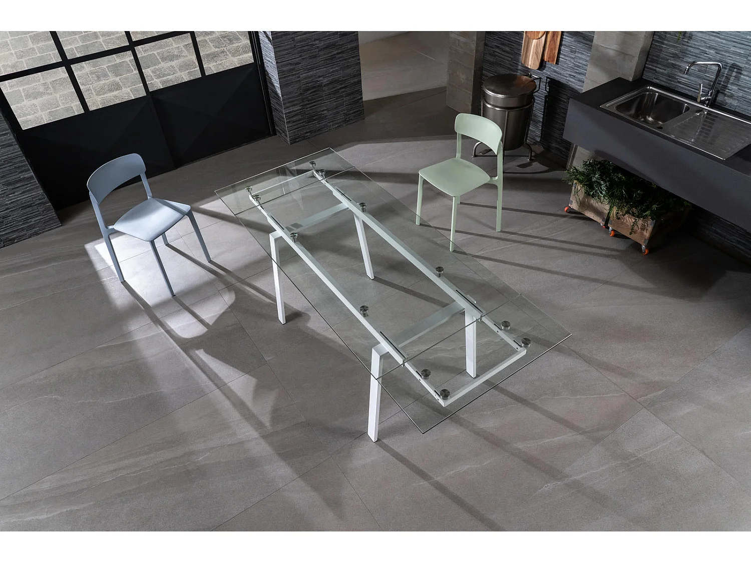 Tommy - Ausziehbarer Tisch (140/200 x 80 cm) aus weißem Hartglas