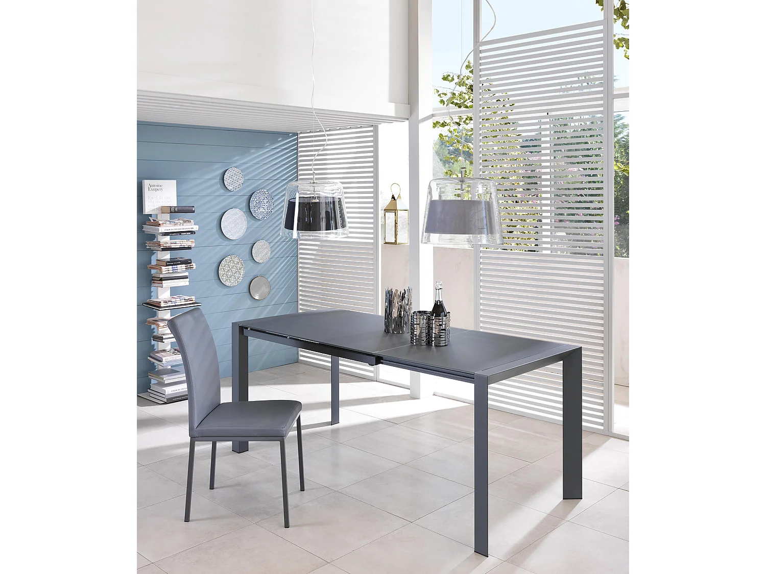 Pixel - Ausziehbarer Tisch (122/182 x 80 cm) aus grauem Hartglas