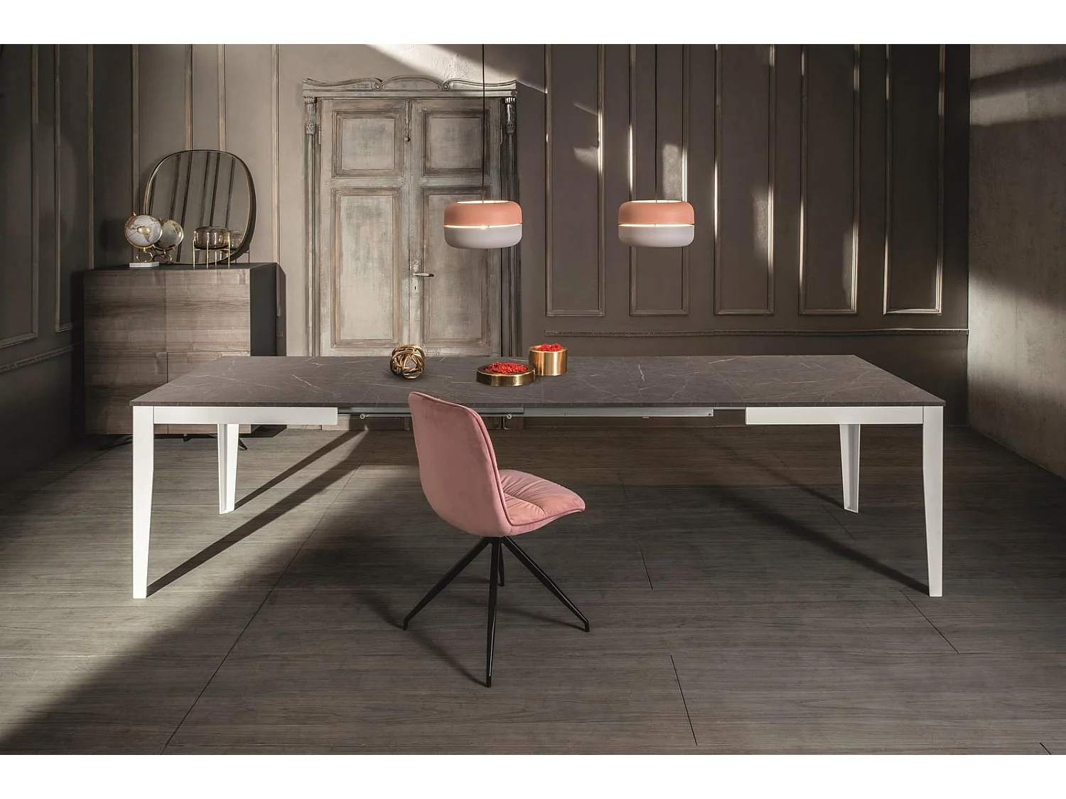 Stort - Udtræksbord (130/290 x 80 cm) i hvid melamin