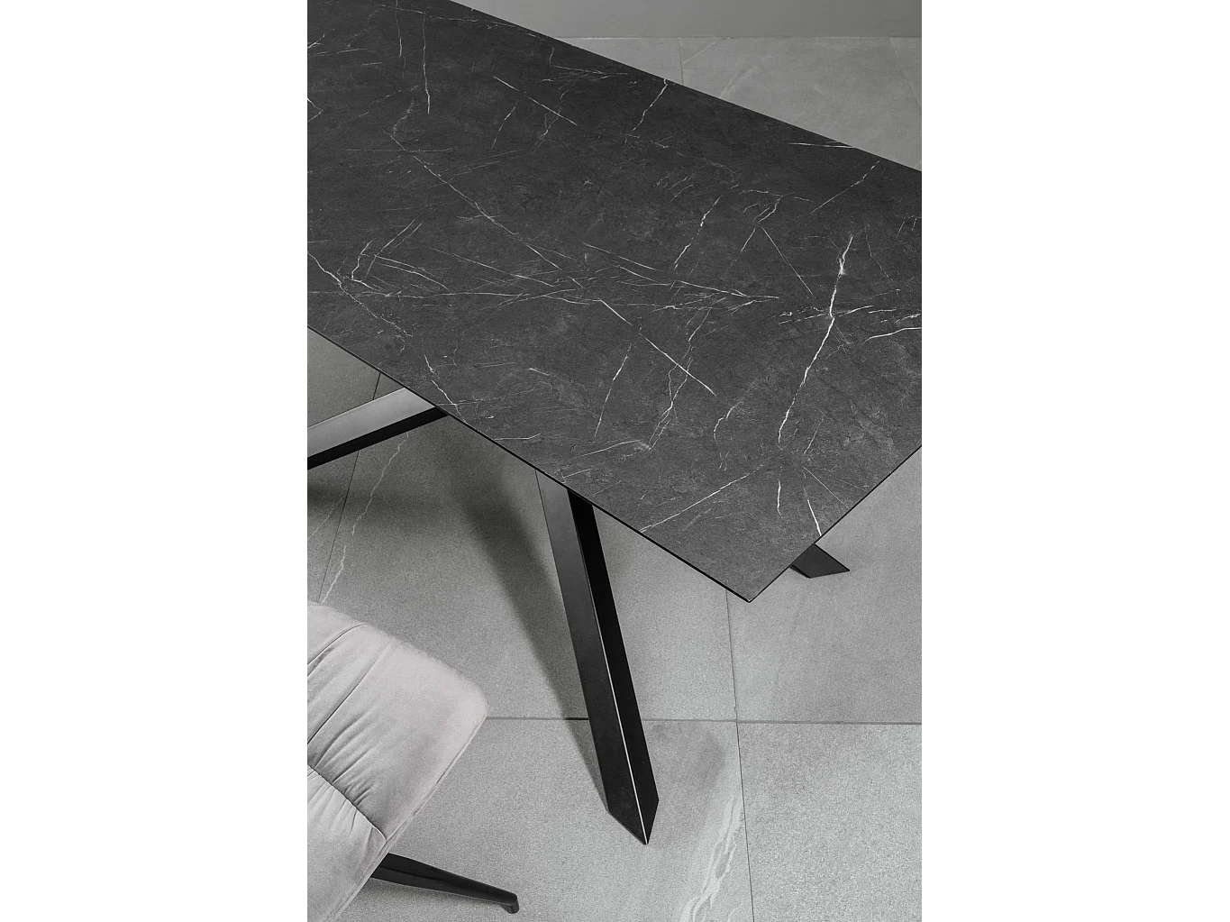 Xavier Table Extensible (170/270 x 90 cm) en HPL sur MDF Noir