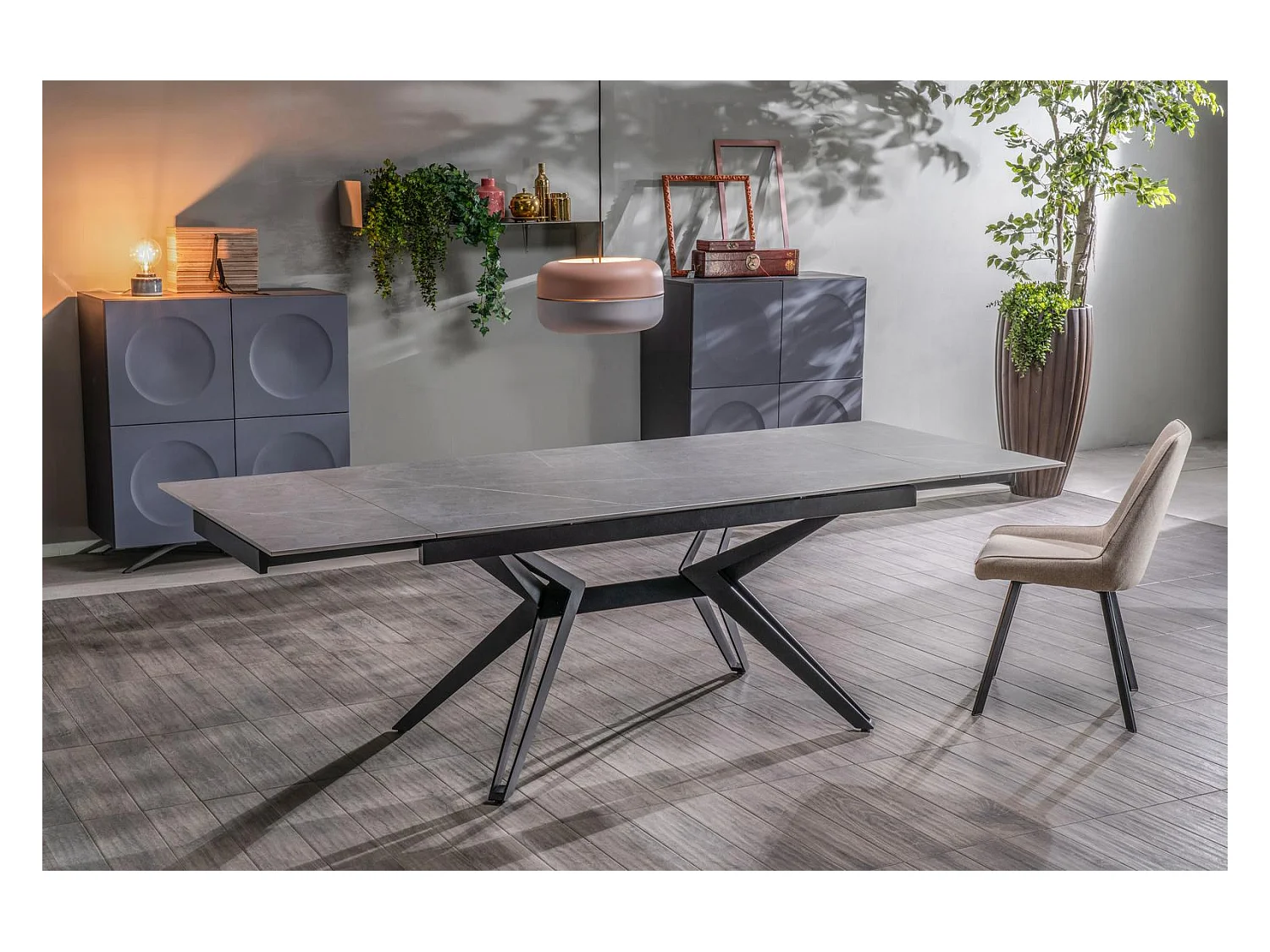 Match 3 – Ausziehbarer Tisch (160/240 x 90 cm) aus schwarzer Keramik