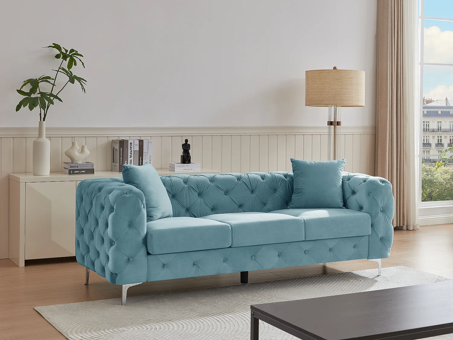 Canapé 3 places chesterfield en velours bleu pastel EDWINA