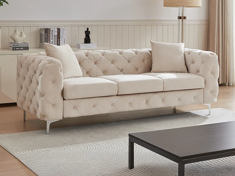 Canapé 3 places chesterfield en velours beige EDWINA