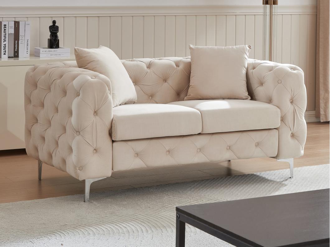 Canapé 2 places chesterfield en velours beige EDWINA