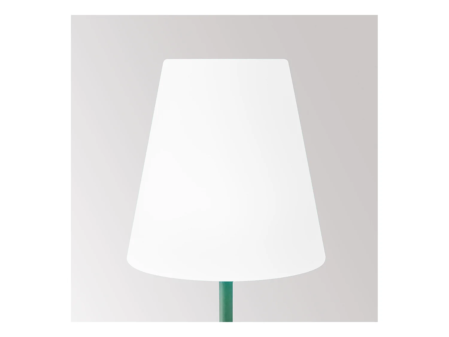 Lampadaire en acier vert