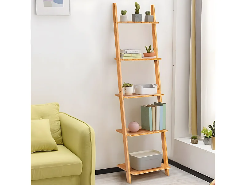 Leiterregal aus Bambus