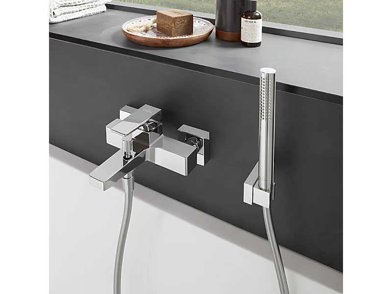 Pack mitigeur baignoire mécanique VILLEROY ET BOCH Architectura Square chrome avec ensemble