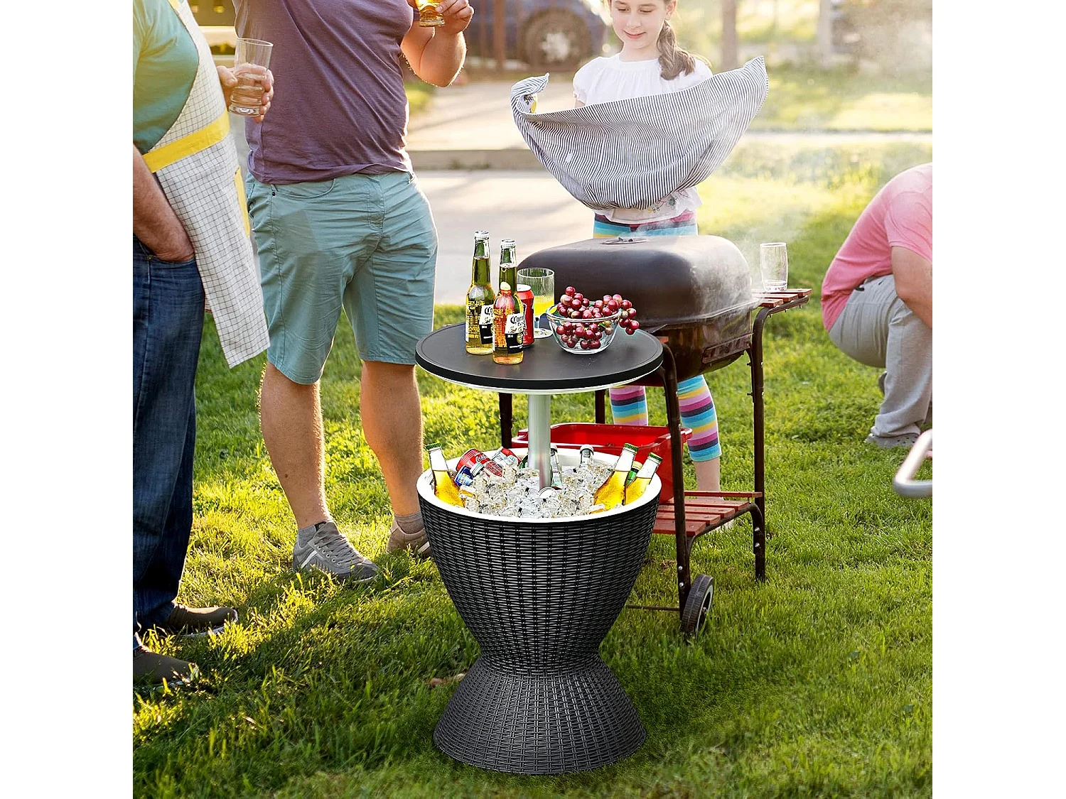 3 in 1 Cool Bar, höhenverstellbarer Beistelltisch, 30L Outdoor Bier- und Weinkühler in Rattanoptik, Getränkekühler, für Terrasse, Party, Poolbereiche