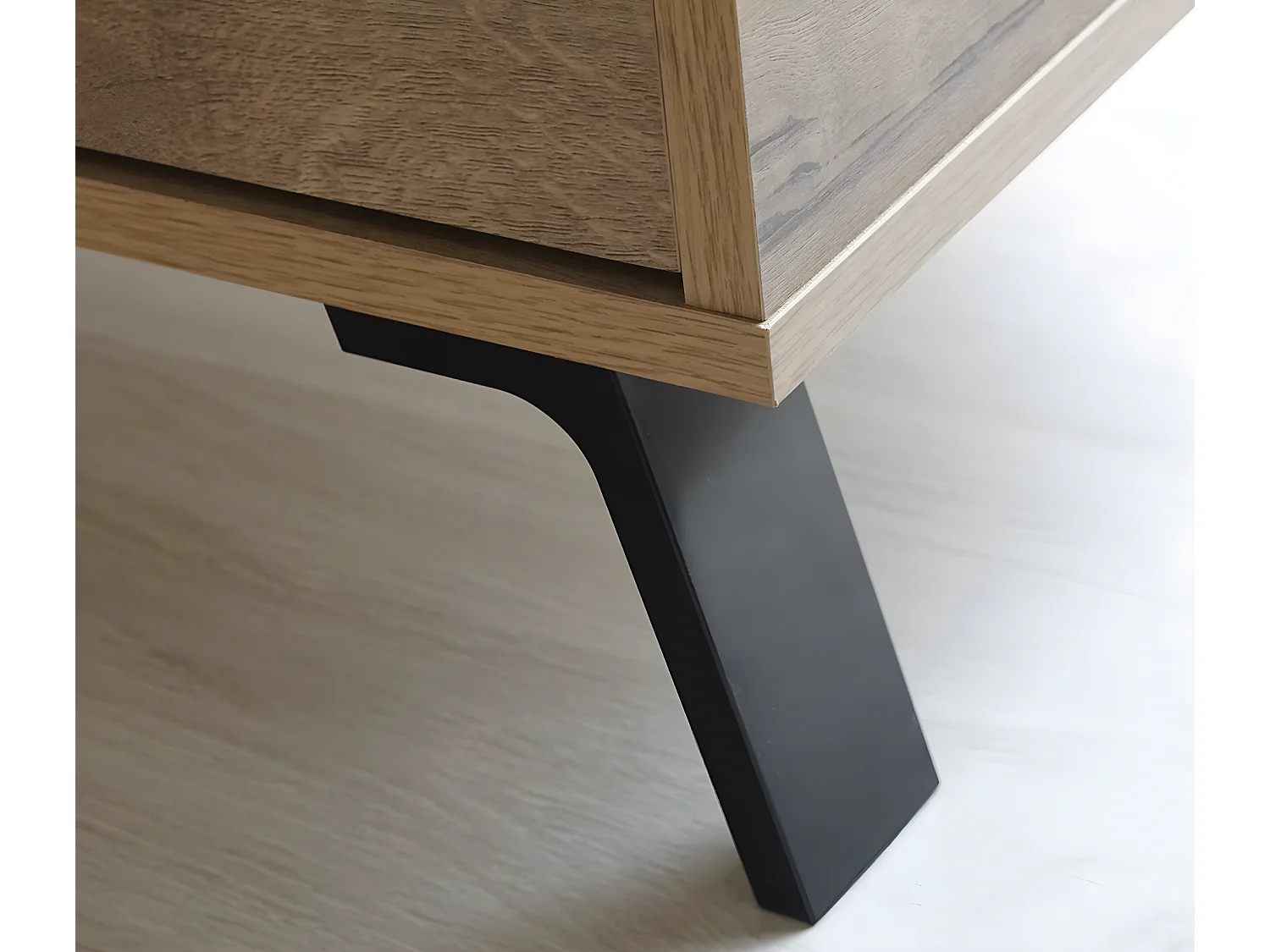 Table de chevet, Table de nuit couleur chêne doré - Longueur 50 x Hauteur 52 x Profondeur 35 cm