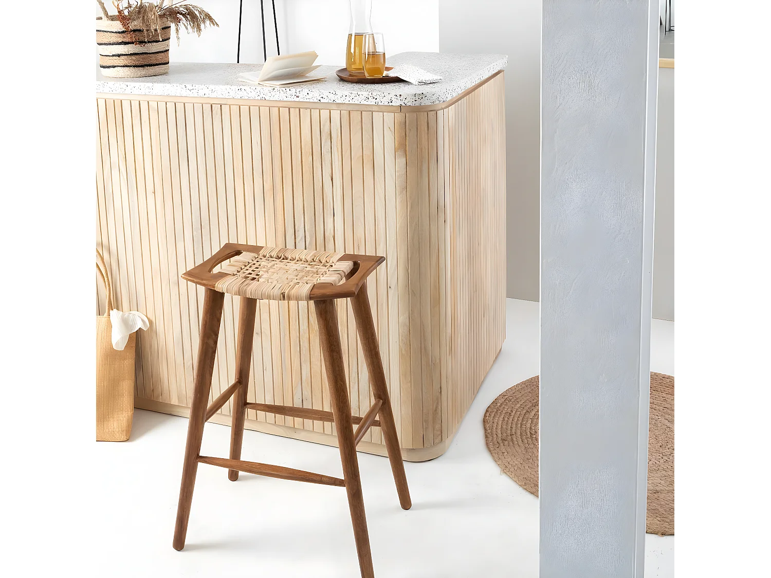 Taburete de bar de mango Suzanna - Elegancia y confort para tu interior