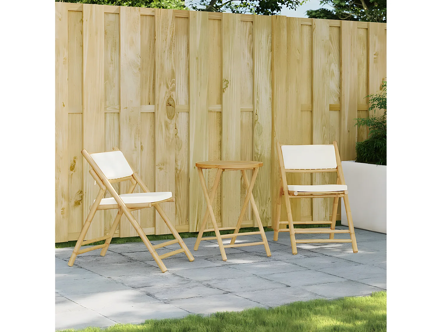Ensemble de bistro pliante 3 pcs et coussins blanc crème bambou