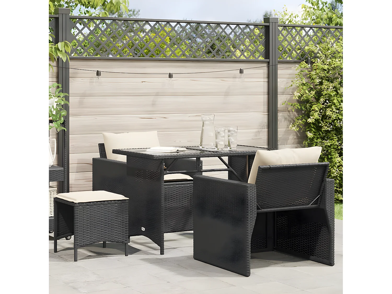 Salon de jardin 4 pcs avec coussins noir résine tressée