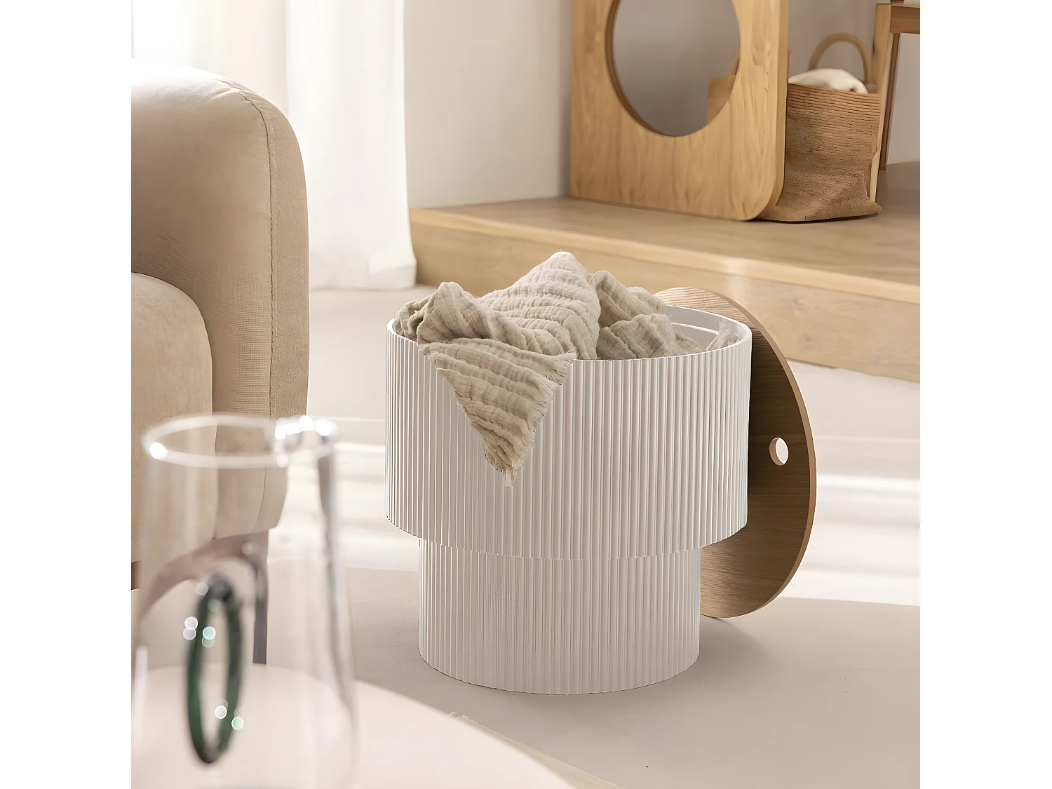 Sand I - Table d'appoint avec rangement en bois ø38,5cm - Beige