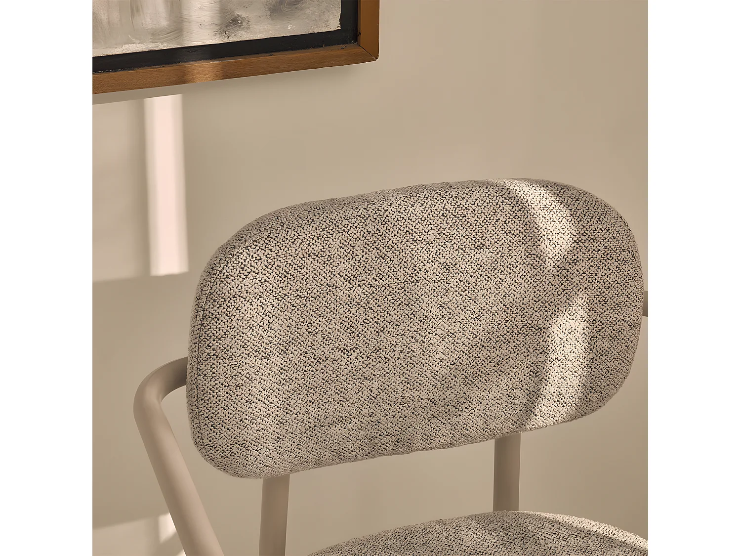 Stuart - Lot de 2 fauteuils de table en tissu bouclette pieds beiges - Beige