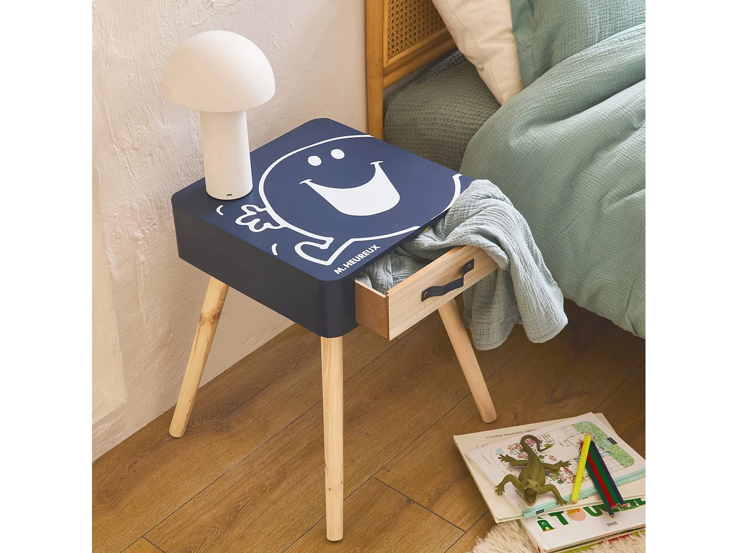 Table de chevet enfant collection Monsieur/Madame. Monsieur Heureux. bleu marine