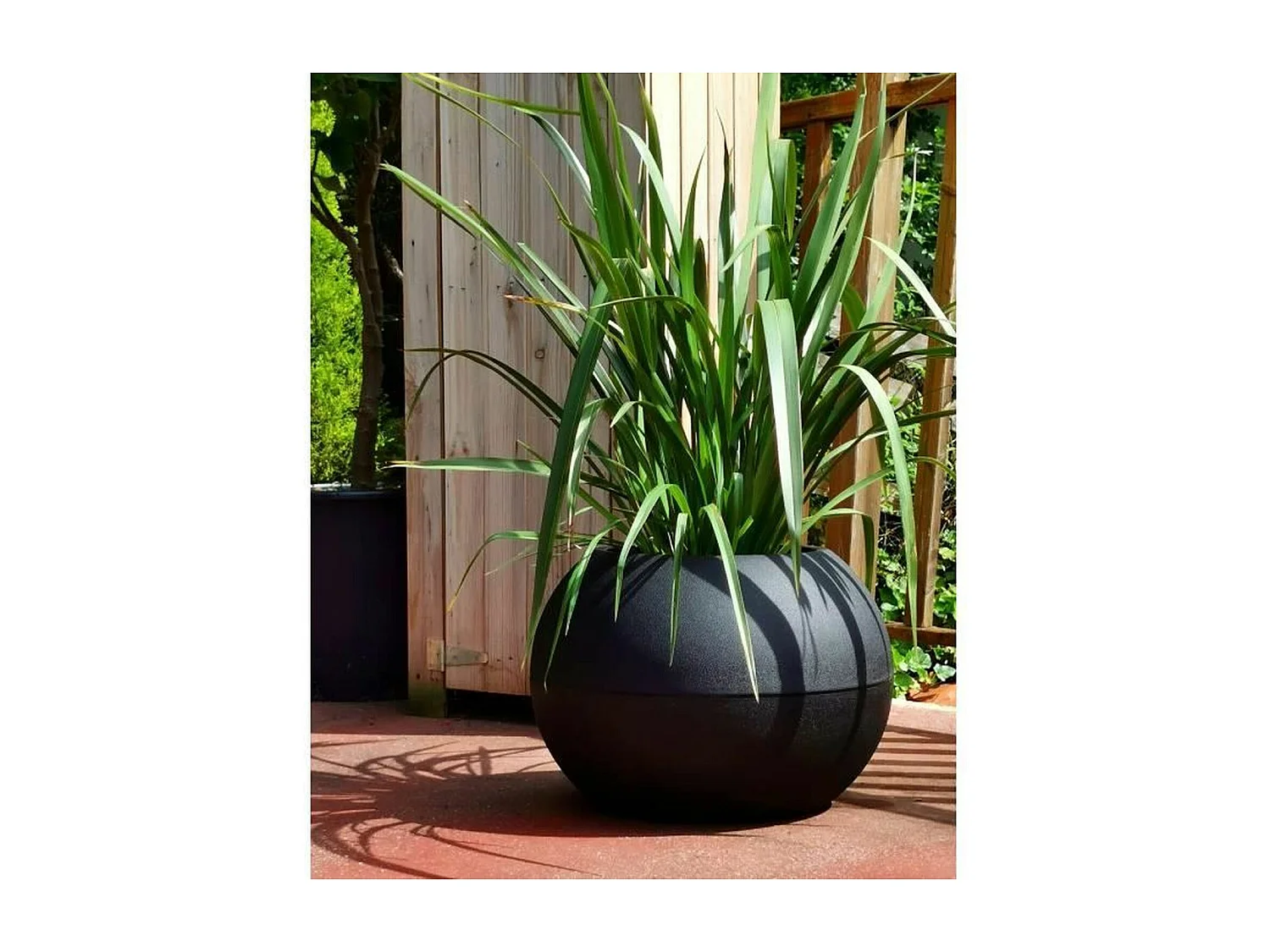 Vaso de Flores Bola Preto Efeito Granito 40 cm