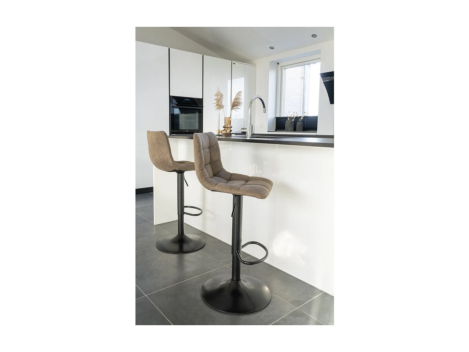 Set van 2 Hoge Krukken Middelfart, Bruin, 43x43x108 cm, EPIKASA