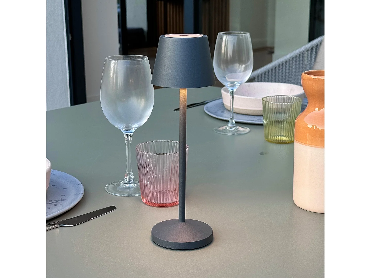 Lampe de table sans fil EMILY Gris anthracite Aluminium H25CM