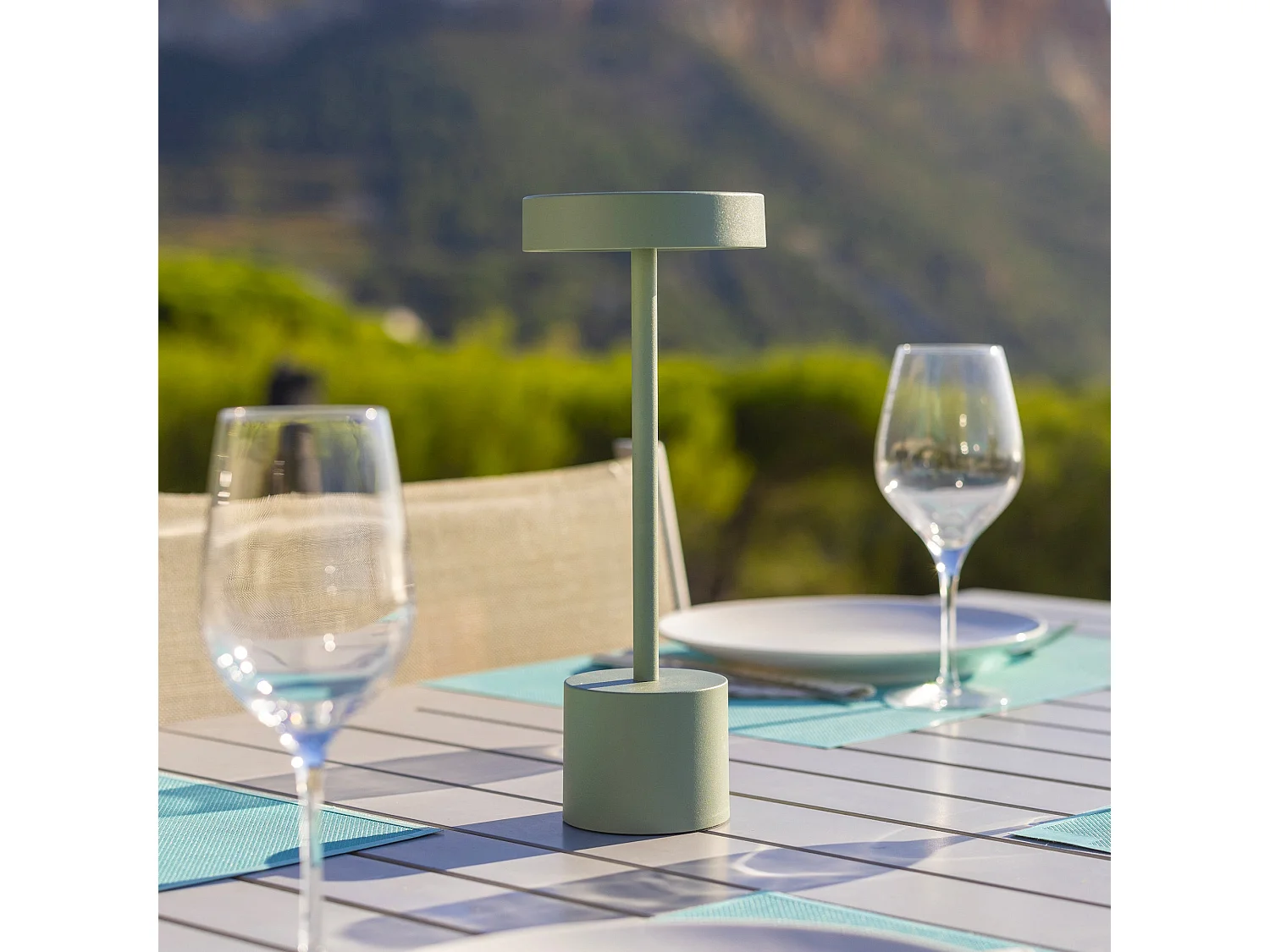 Lampe de table sans fil touch LED ROBY Vert olive Aluminium H30cm